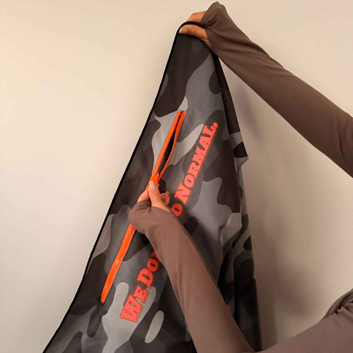 The Grab Towel 2.0 - XL Arctic