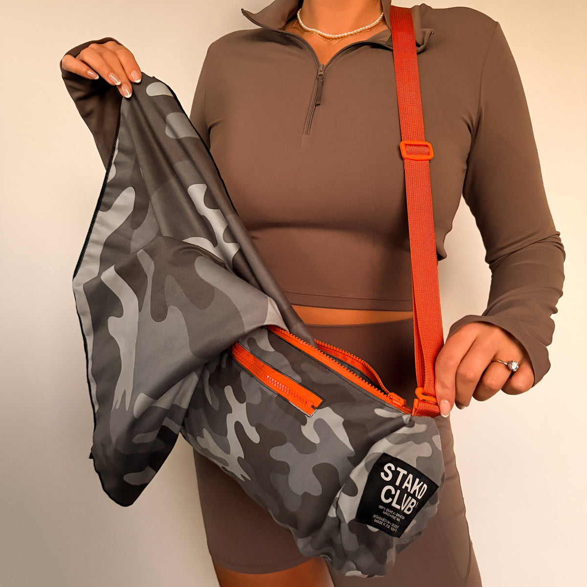 The Grab Towel 2.0 - XL Arctic