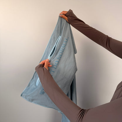 The Grab Towel 2.0 - Baby Blue