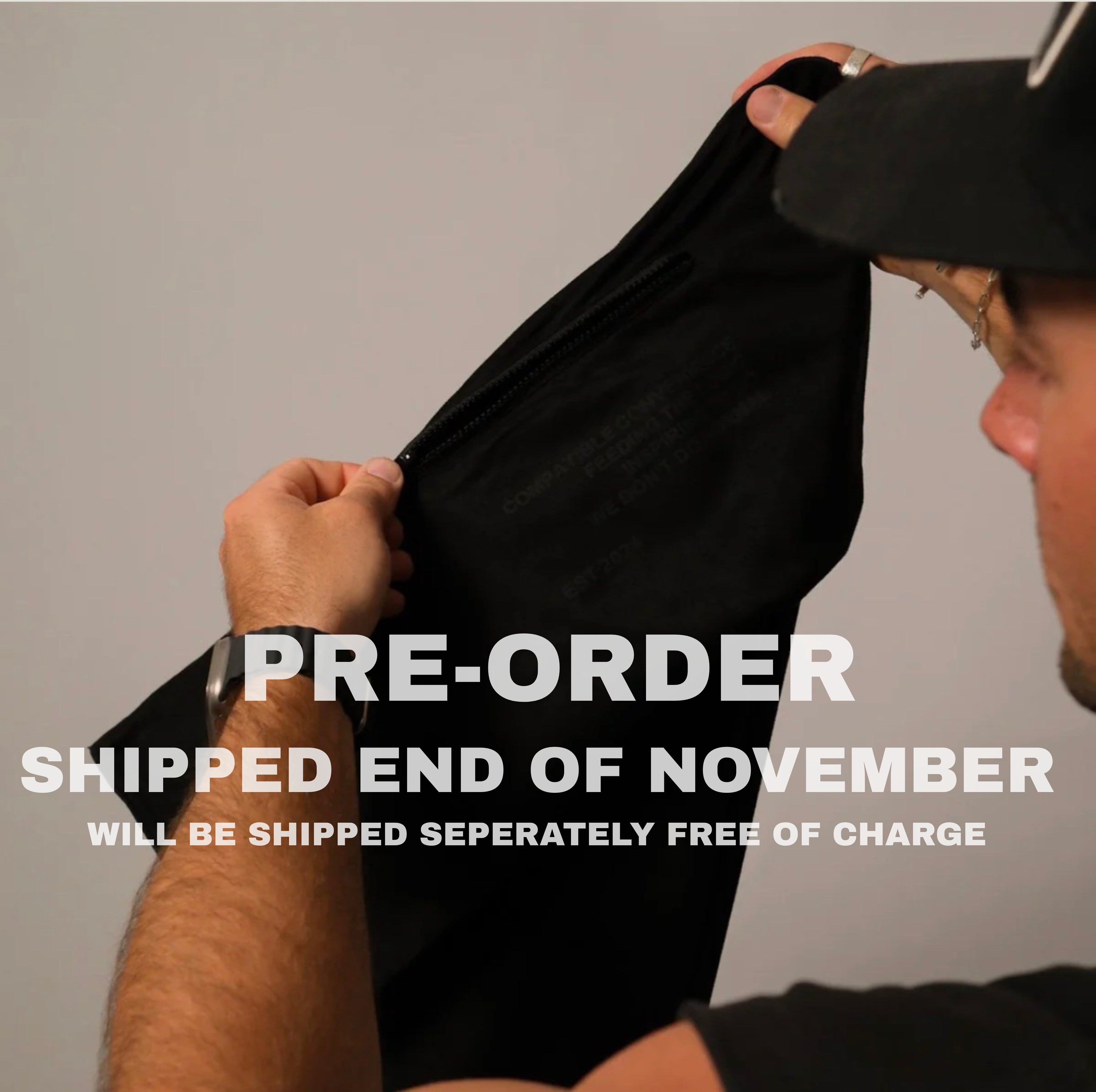 THE BLACK GRAB TOWEL STAKD CLUB