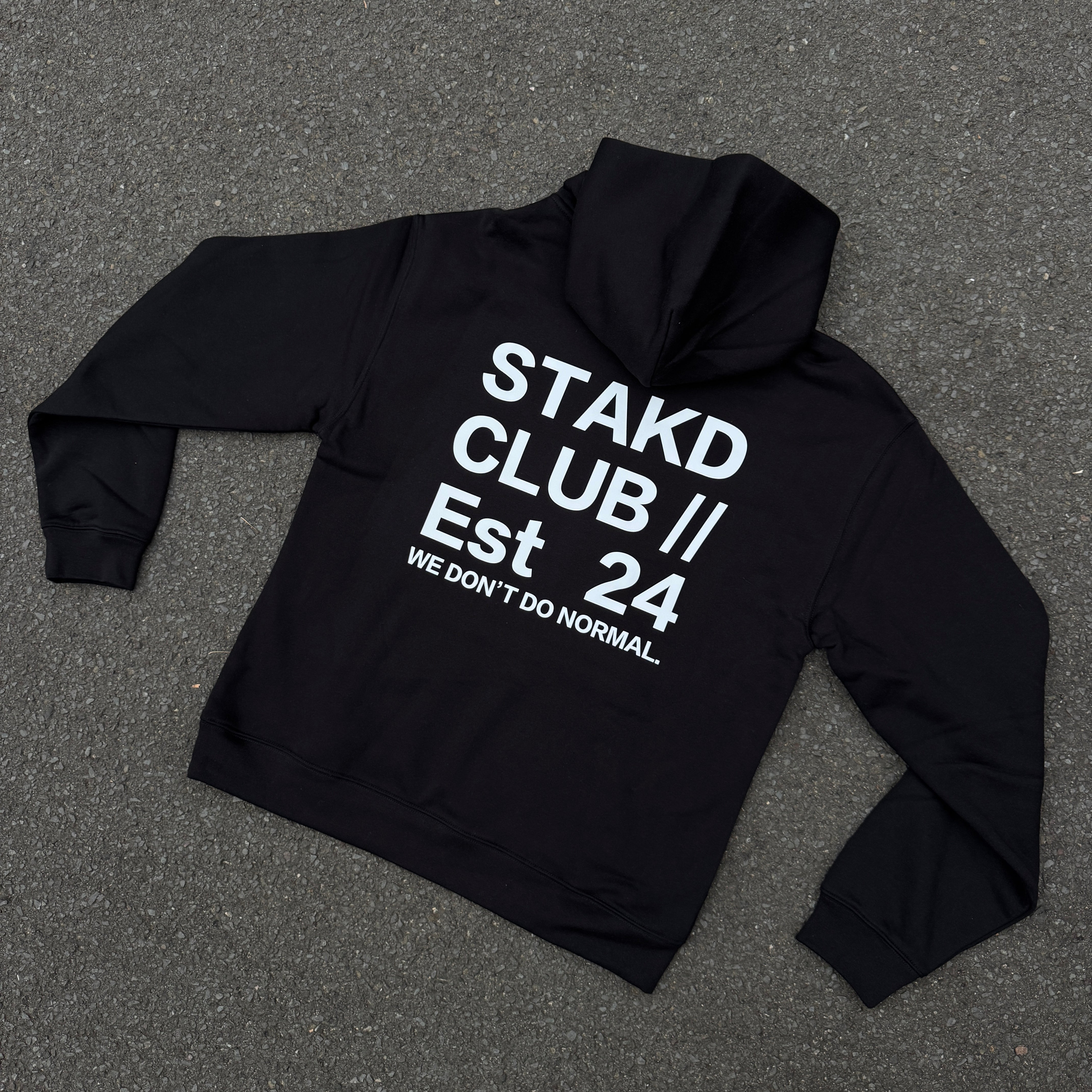 STAKD HOODIE (WHITE PRINT EST24) - STAKD CLUB-	alt="hooded gym towel STAKD Club